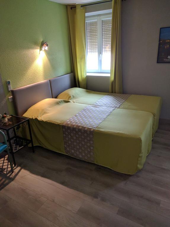 Hotel Le Gambetta Carmaux Extérieur photo