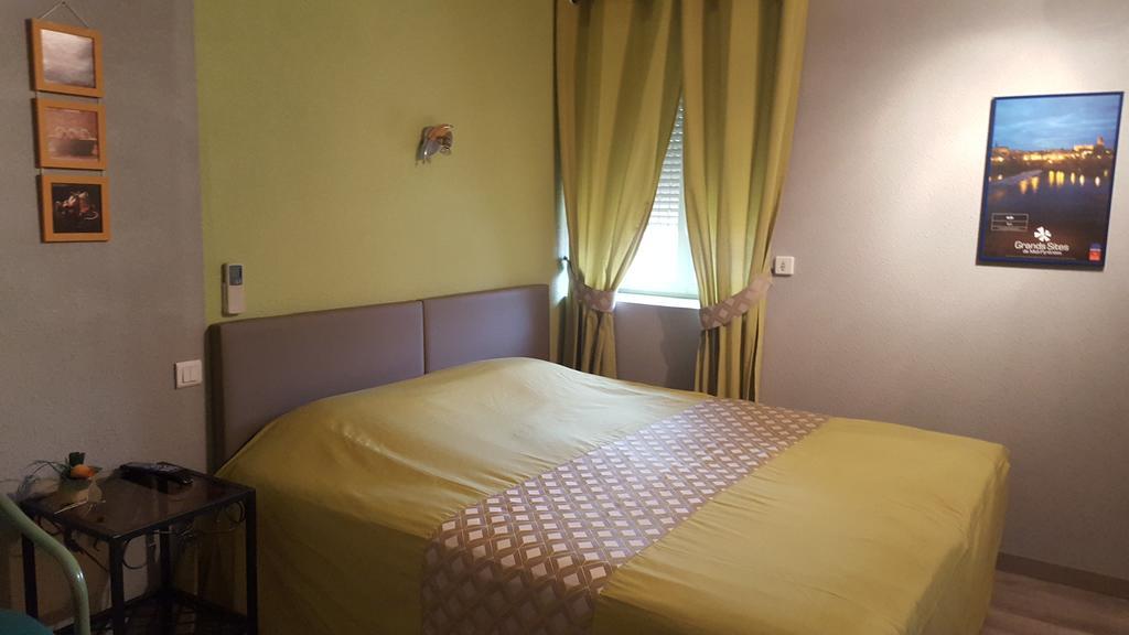 Hotel Le Gambetta Carmaux Extérieur photo