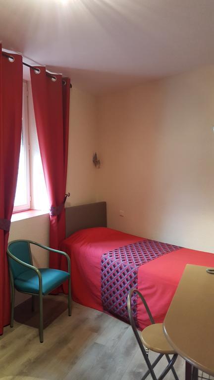Hotel Le Gambetta Carmaux Extérieur photo