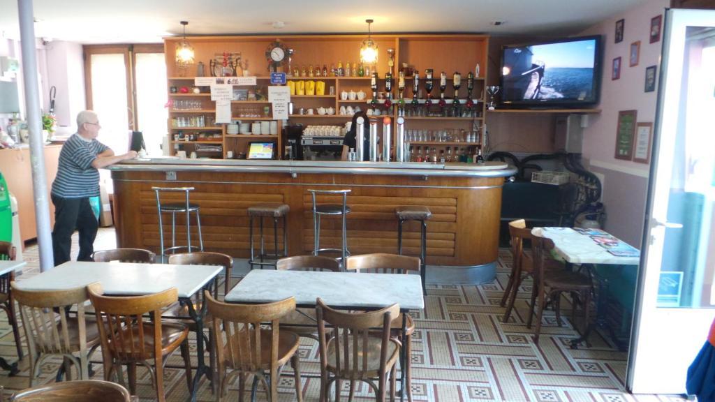 Hotel Le Gambetta Carmaux Extérieur photo