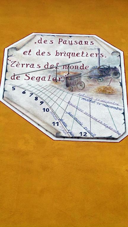 Hotel Le Gambetta Carmaux Extérieur photo
