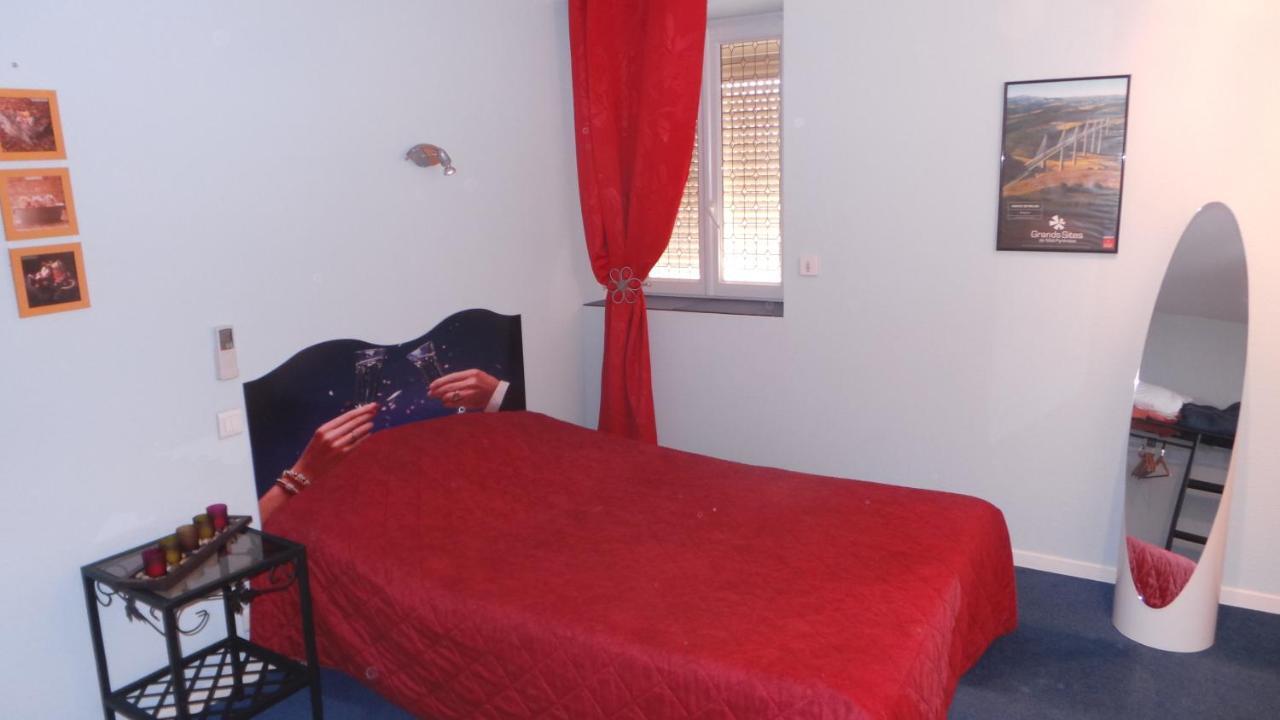 Hotel Le Gambetta Carmaux Chambre photo